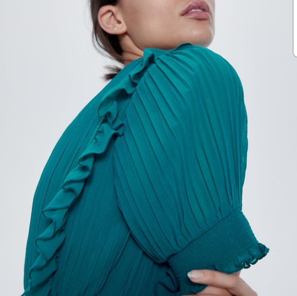 ZARA Pleated Emerald Dress Sz XS - Picture 6 of 7